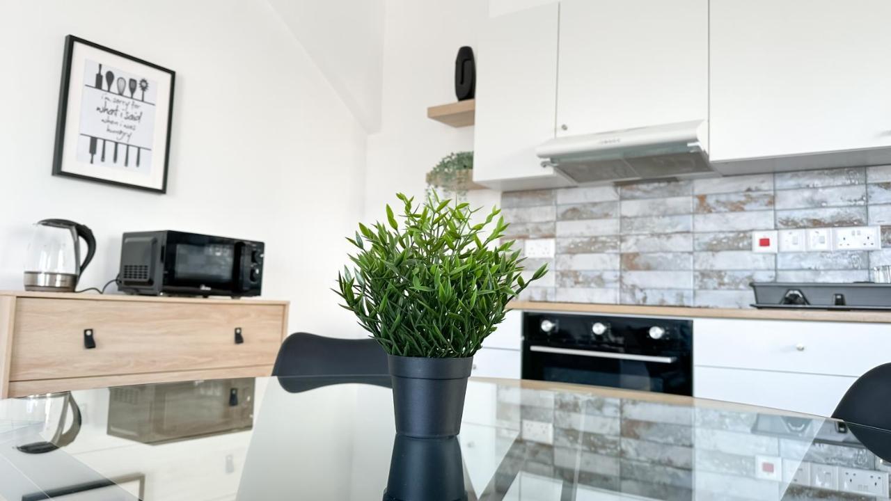 Vacation Mode Apartment 圣纳帕 外观 照片